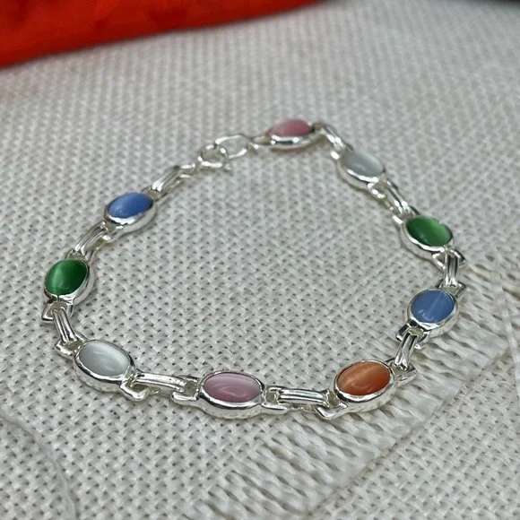 Stunning Vintage Sterling Silver Chainlink Bracelet with Multicolored Cabochons - Picture 4 of 16